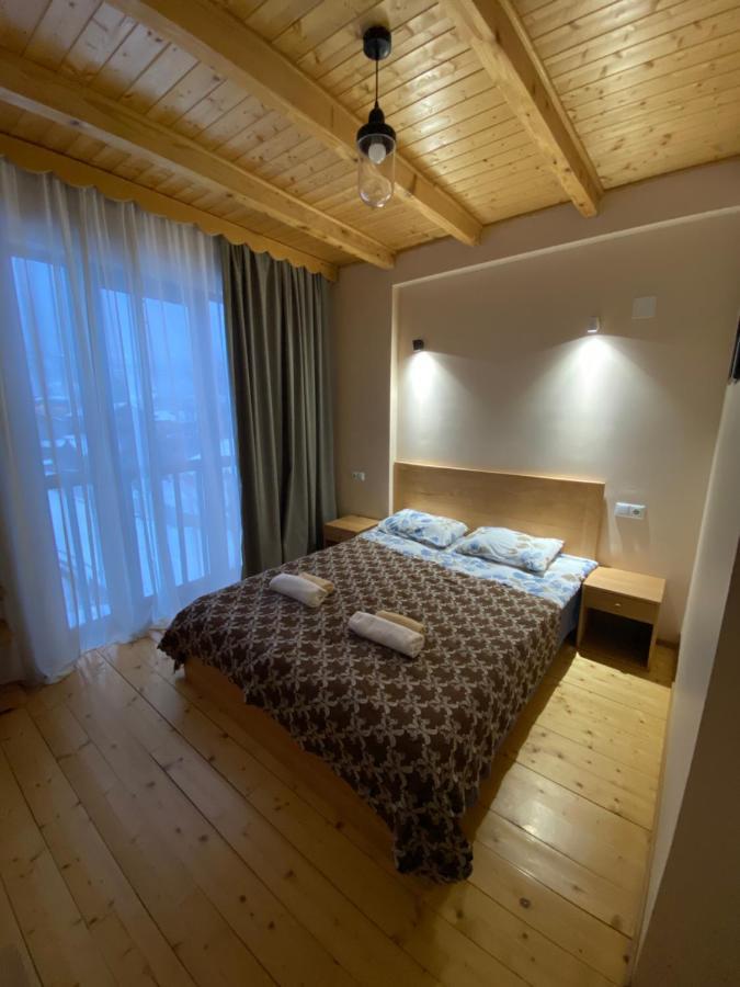 Sana Guest House Mestia Exterior foto